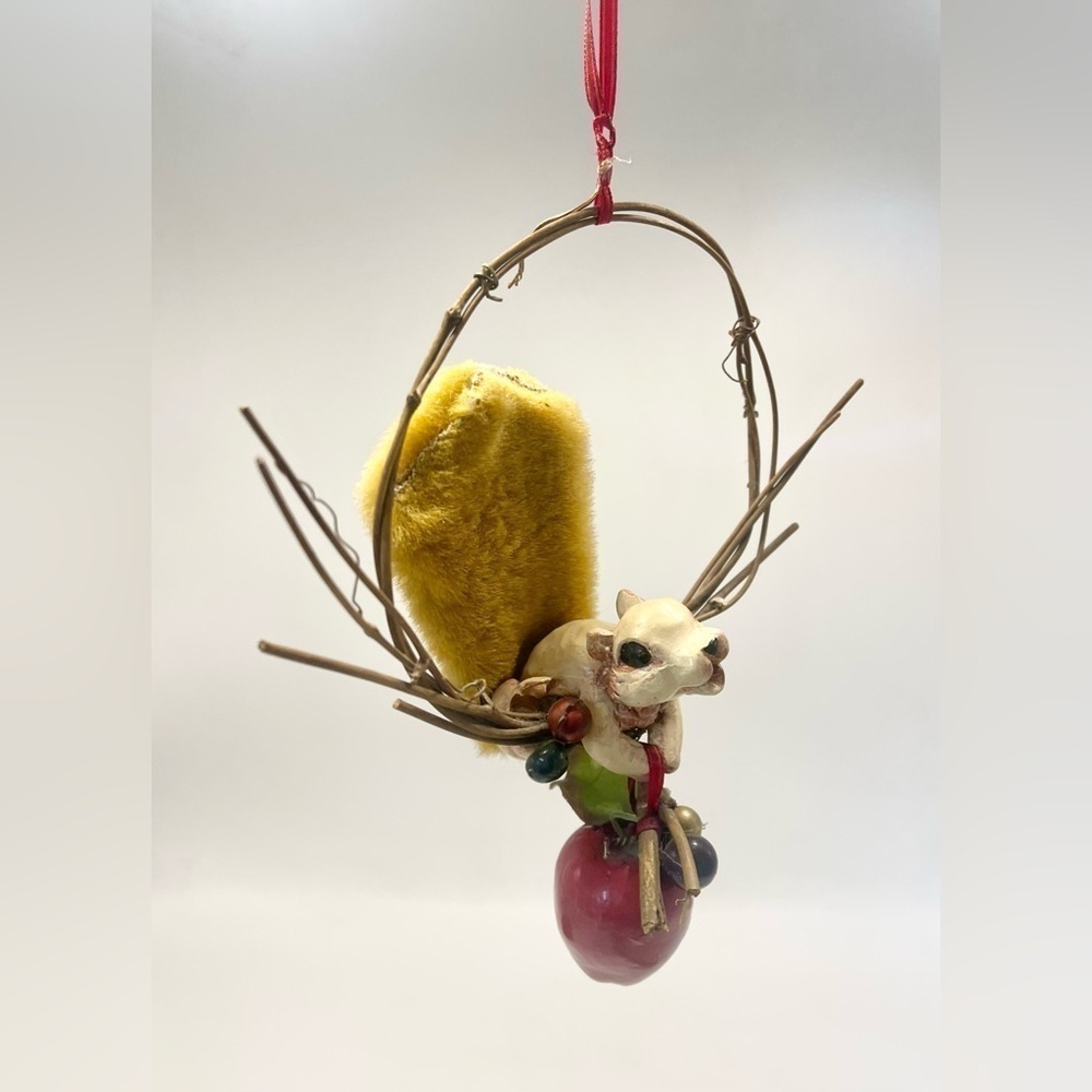 Rustic Squirrel Hanging Decor Ornament Twig Branch Apple Vintage Woodland Porch - Picture 4 of 7